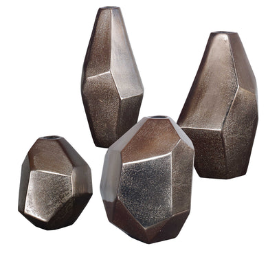 Collise Vases